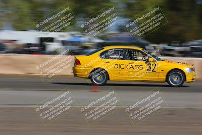 media/Oct-02-2022-24 Hours of Lemons (Sun) [[cb81b089e1]]/1020am (Front Straight)/